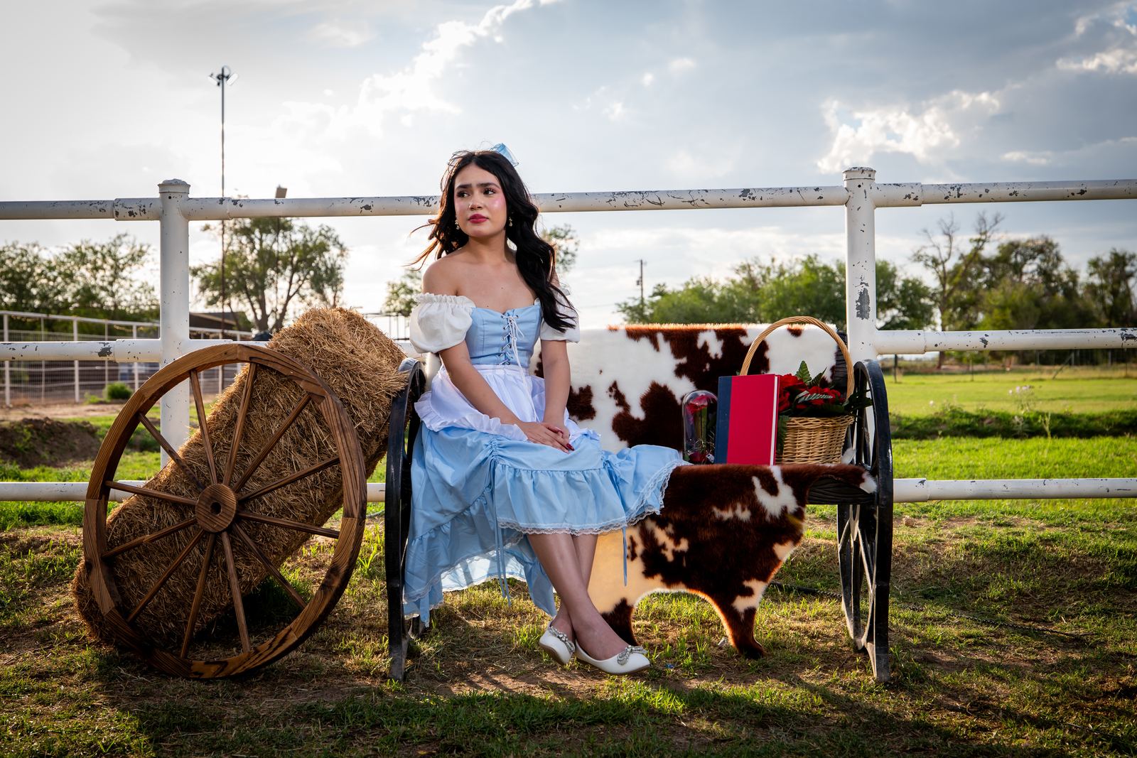 Quinceañera portrait by MCT Studios