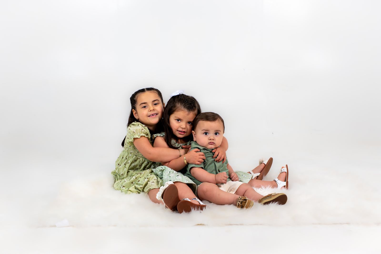 Family portrait by MCT Studios