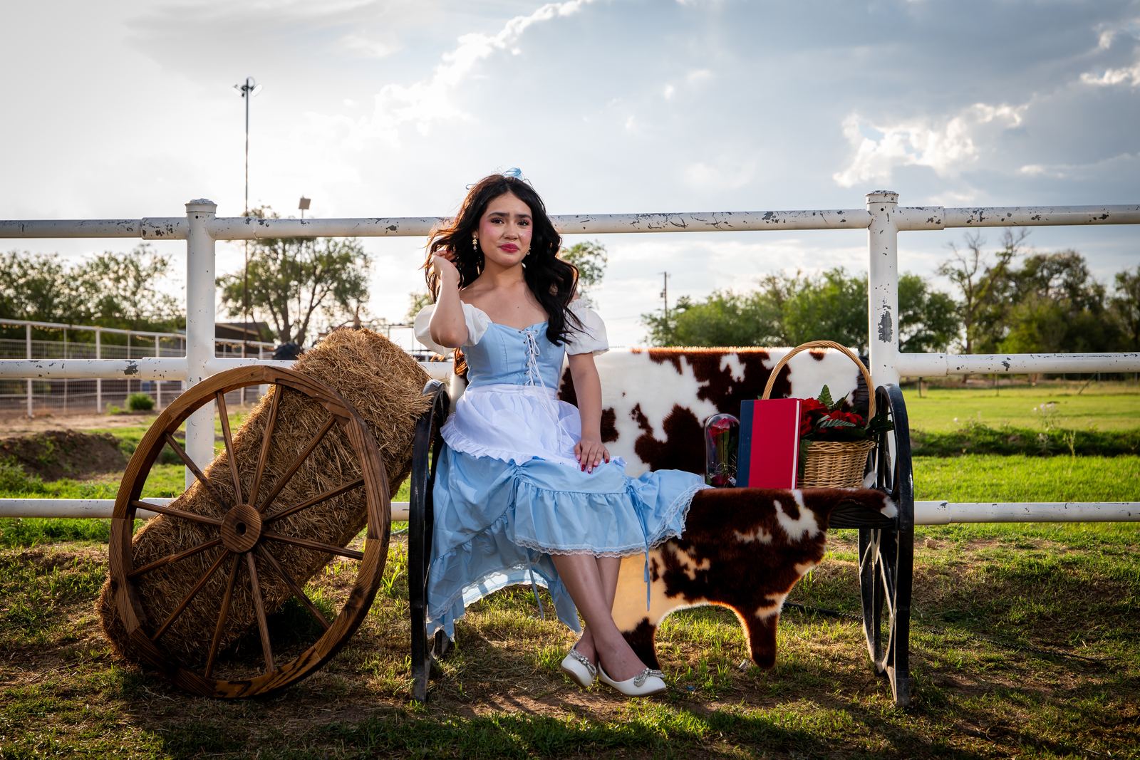 Quinceañera portrait by MCT Studios